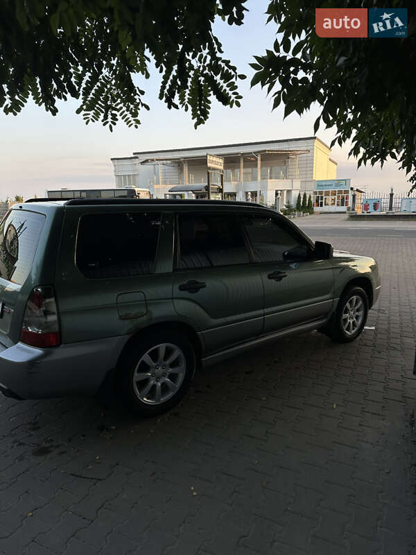 Внедорожник / Кроссовер Subaru Forester 2006 в Снятине