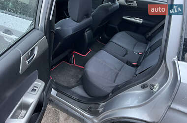 Внедорожник / Кроссовер Subaru Forester 2010 в Киеве