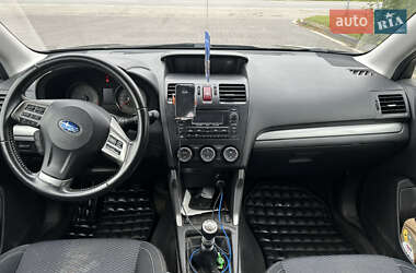 Внедорожник / Кроссовер Subaru Forester 2013 в 
