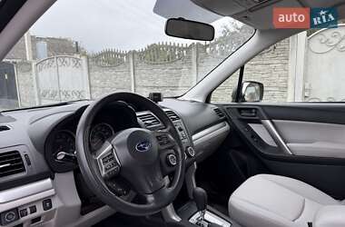 Внедорожник / Кроссовер Subaru Forester 2014 в 
