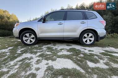 Внедорожник / Кроссовер Subaru Forester 2014 в 