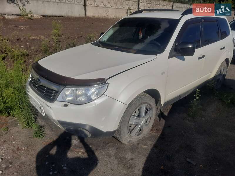 Позашляховик / Кросовер Subaru Forester 2010 в Дніпрі