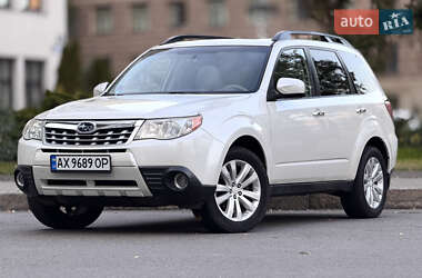 Внедорожник / Кроссовер Subaru Forester 2012 в Харькове