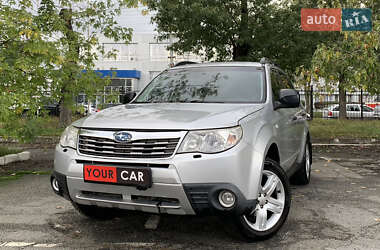 Внедорожник / Кроссовер Subaru Forester 2009 в Киеве