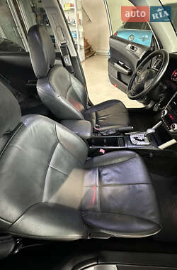 Внедорожник / Кроссовер Subaru Forester 2011 в 
