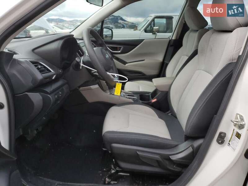 Позашляховик / Кросовер Subaru Forester 2020 в Чернівцях