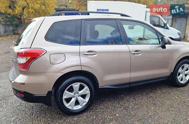 Внедорожник / Кроссовер Subaru Forester 2014 в 