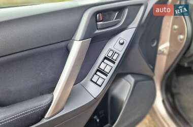 Внедорожник / Кроссовер Subaru Forester 2014 в 