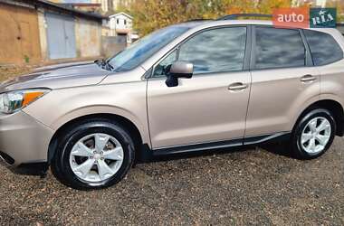Внедорожник / Кроссовер Subaru Forester 2014 в 
