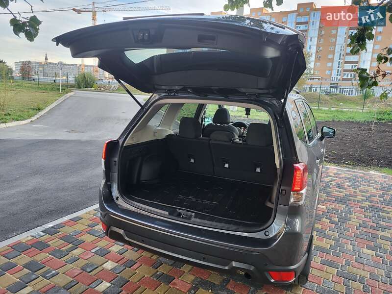Внедорожник / Кроссовер Subaru Forester 2019 в Харькове