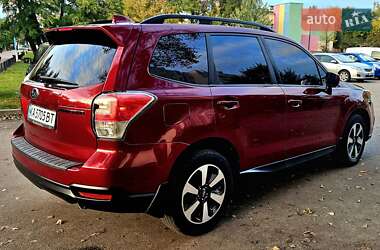 Внедорожник / Кроссовер Subaru Forester 2018 в 