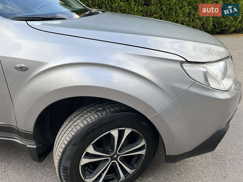 Позашляховик / Кросовер Subaru Forester 2008 в Києві