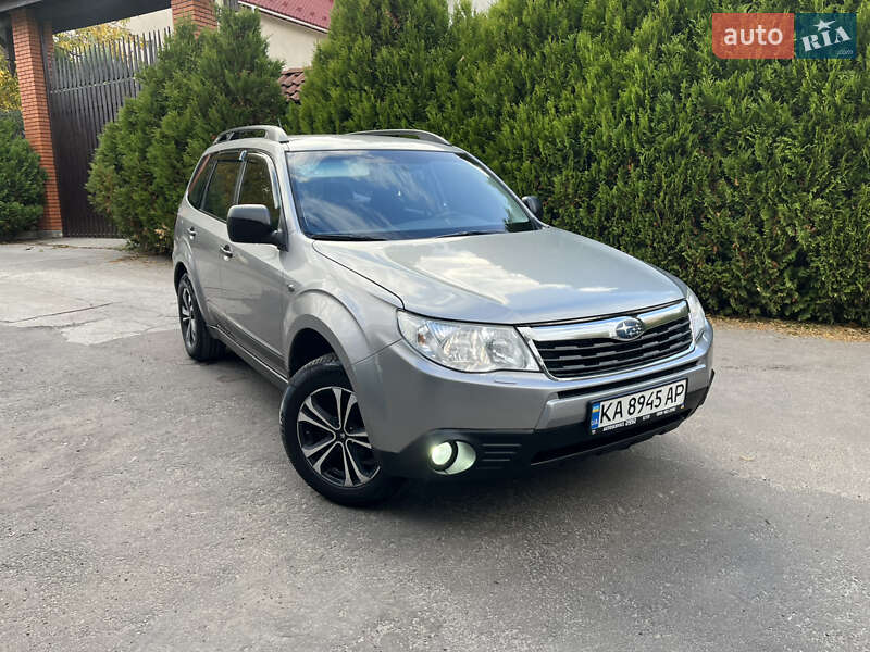 Позашляховик / Кросовер Subaru Forester 2008 в Києві