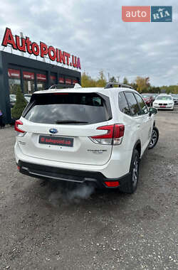 Внедорожник / Кроссовер Subaru Forester 2022 в 