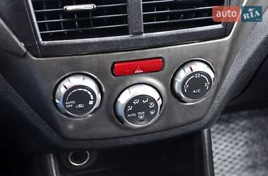 Внедорожник / Кроссовер Subaru Forester 2008 в 