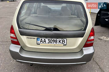 Позашляховик / Кросовер Subaru Forester 2005 в  фото 9 Позашляховик / Кросовер Subaru Forester 2005 в