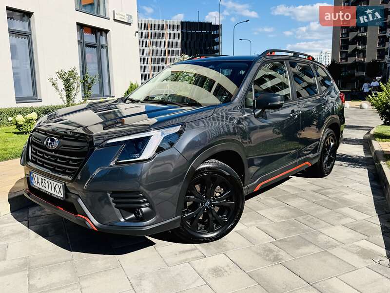 Внедорожник / Кроссовер Subaru Forester 2023 в Киеве