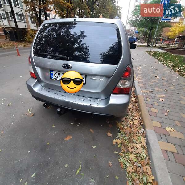 Внедорожник / Кроссовер Subaru Forester 2005 в Киеве