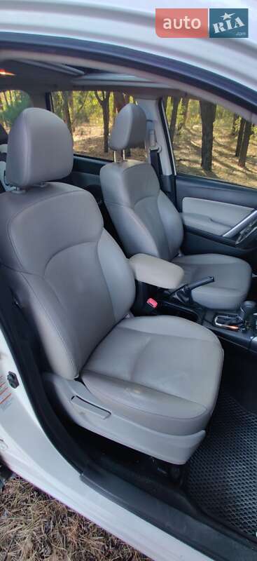 Позашляховик / Кросовер Subaru Forester 2013 в Дніпрі