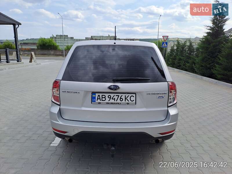Внедорожник / Кроссовер Subaru Forester 2009 в Могилев-Подольске