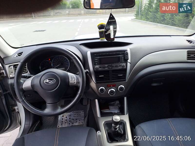 Внедорожник / Кроссовер Subaru Forester 2009 в Могилев-Подольске