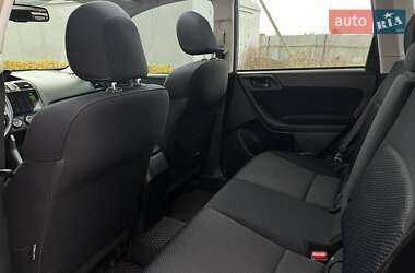 Позашляховик / Кросовер Subaru Forester 2014 в  фото 23 Позашляховик / Кросовер Subaru Forester 2014 в