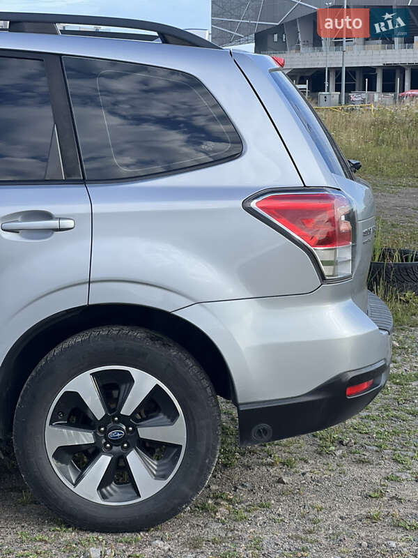 Позашляховик / Кросовер Subaru Forester 2016 в Львові фото 23 Позашляховик / Кросовер Subaru Forester 2016 в Львові
