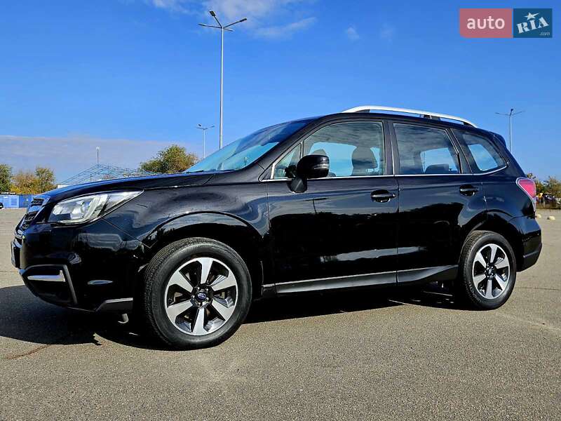 Внедорожник / Кроссовер Subaru Forester 2018 в Днепре