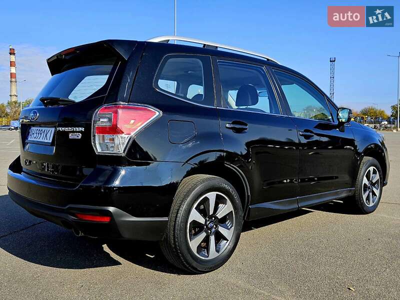 Внедорожник / Кроссовер Subaru Forester 2018 в Днепре