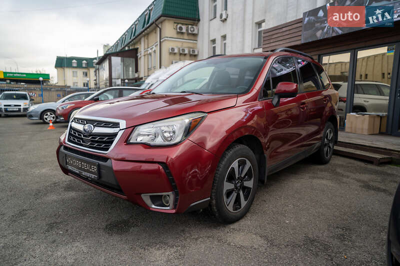 Позашляховик / Кросовер Subaru Forester 2017 в Києві