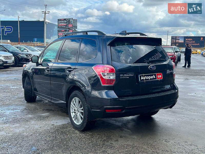 Внедорожник / Кроссовер Subaru Forester 2015 в Львове