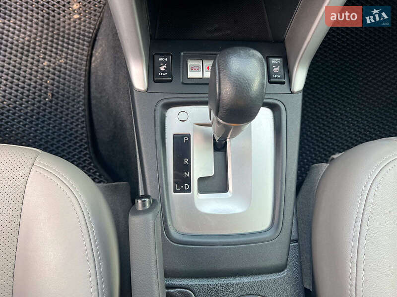 Внедорожник / Кроссовер Subaru Forester 2015 в Львове