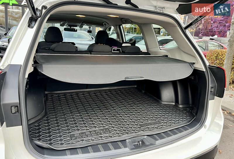 Позашляховик / Кросовер Subaru Forester 2020 в Києві фото 46 Позашляховик / Кросовер Subaru Forester 2020 в Києві