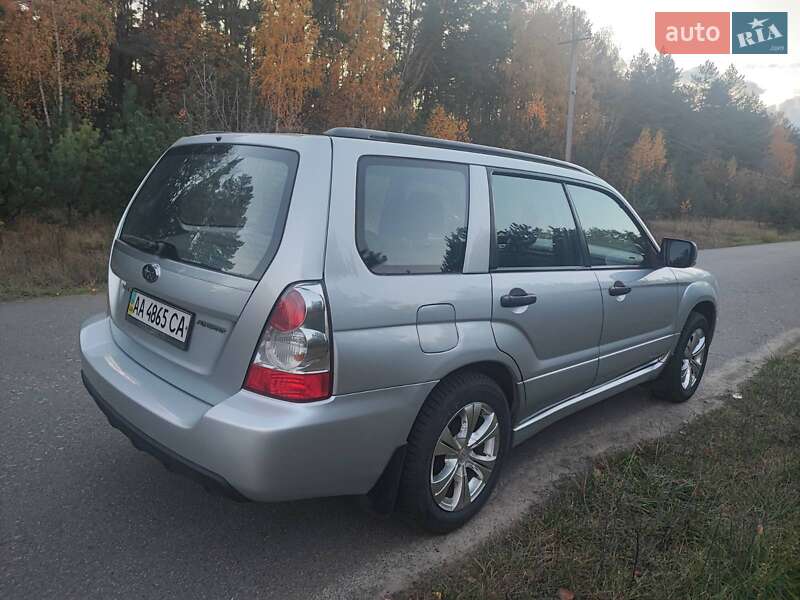 Внедорожник / Кроссовер Subaru Forester 2006 в Киеве