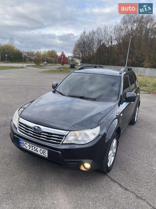 Позашляховик / Кросовер Subaru Forester 2008 в Львові