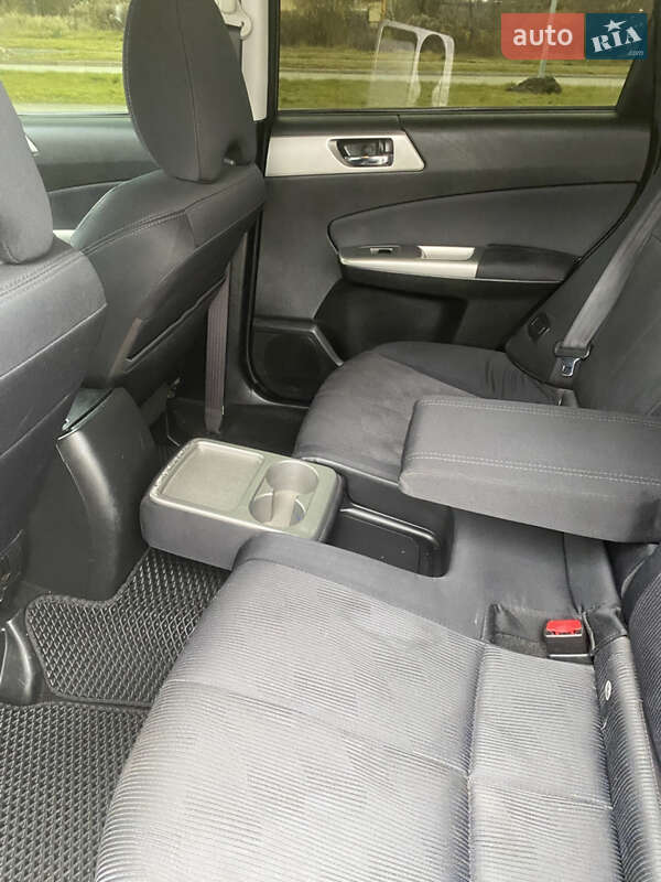 Позашляховик / Кросовер Subaru Forester 2008 в Львові