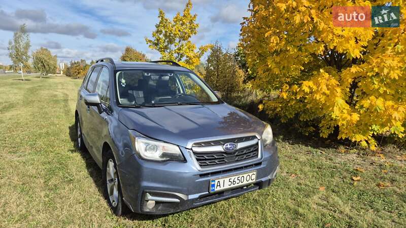 Внедорожник / Кроссовер Subaru Forester 2017 в Нетешине