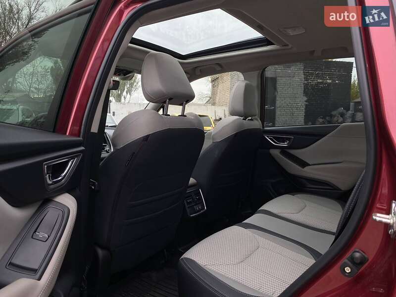 Позашляховик / Кросовер Subaru Forester 2020 в Дніпрі