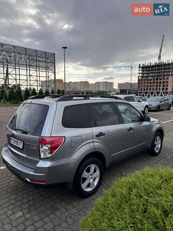 Позашляховик / Кросовер Subaru Forester 2010 в Львові