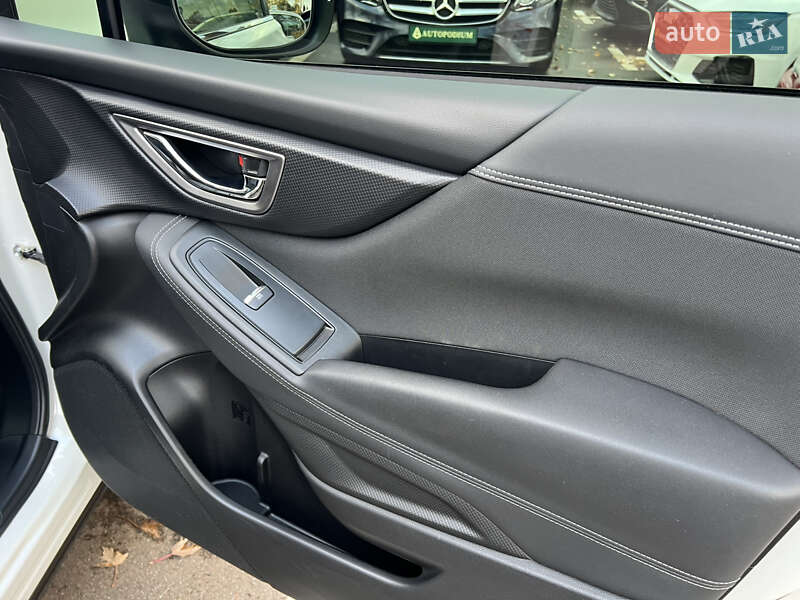 Внедорожник / Кроссовер Subaru Forester 2020 в Киеве