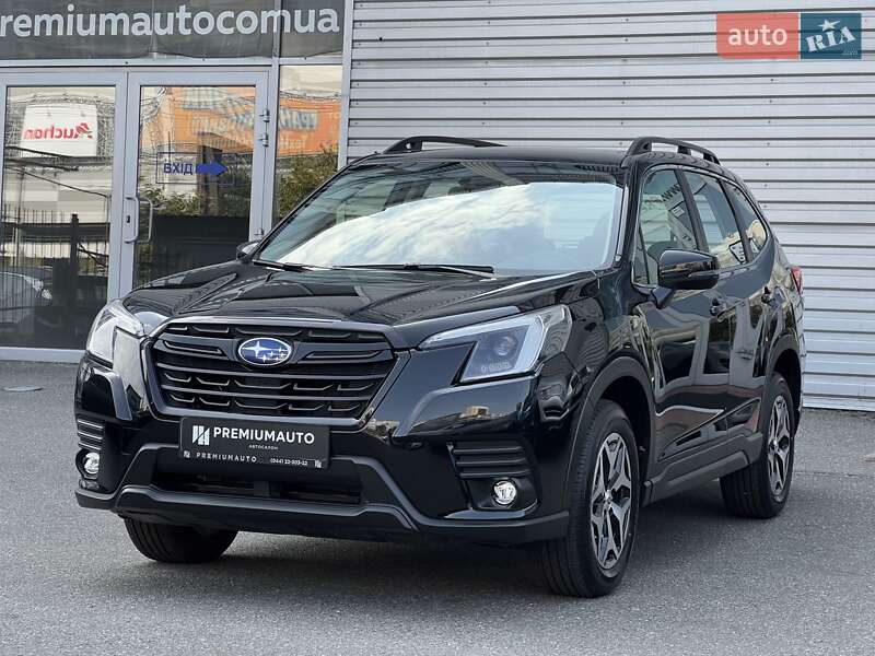 Внедорожник / Кроссовер Subaru Forester 2024 в Киеве