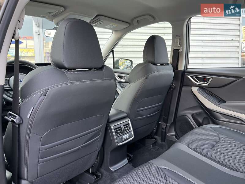 Внедорожник / Кроссовер Subaru Forester 2024 в Киеве
