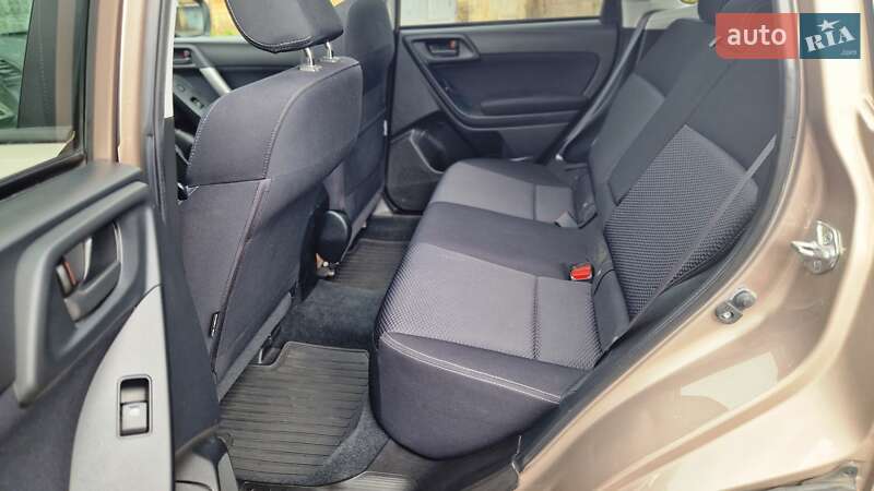 Внедорожник / Кроссовер Subaru Forester 2014 в Киеве