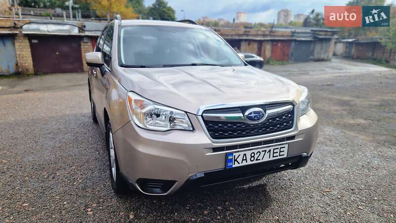 Внедорожник / Кроссовер Subaru Forester 2014 в Киеве