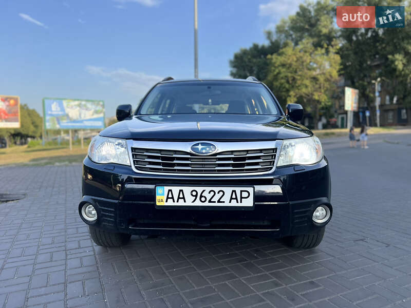 Позашляховик / Кросовер Subaru Forester 2010 в Кам'янському