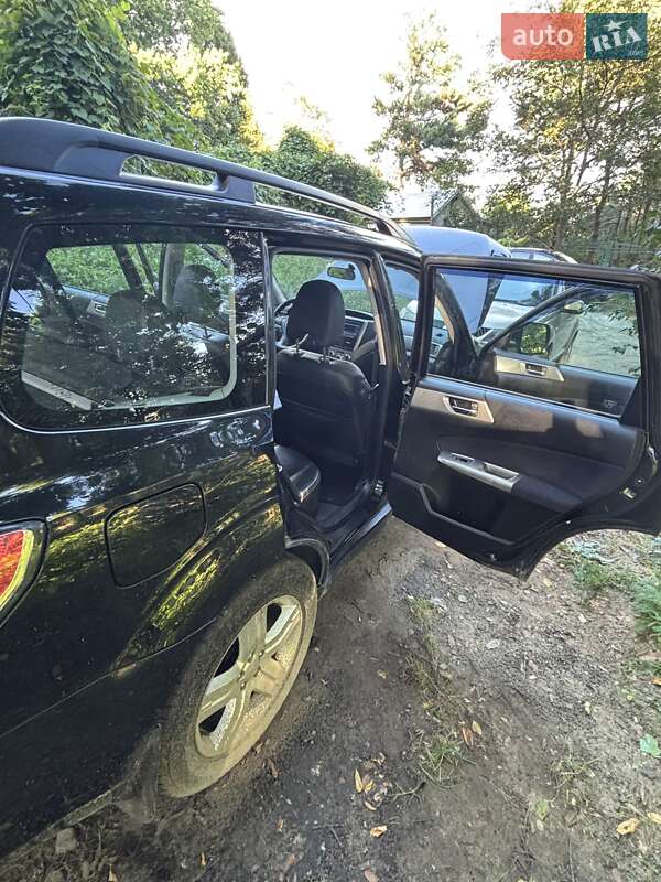 Позашляховик / Кросовер Subaru Forester 2008 в Львові