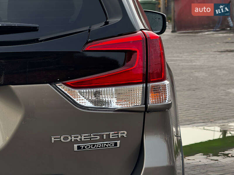 Внедорожник / Кроссовер Subaru Forester 2019 в Харькове