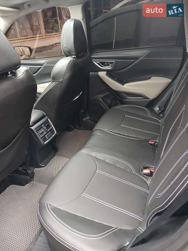 Позашляховик / Кросовер Subaru Forester 2019 в Києві фото 7 Позашляховик / Кросовер Subaru Forester 2019 в Києві