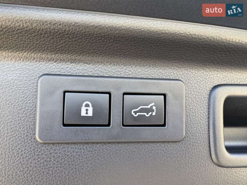 Позашляховик / Кросовер Subaru Forester 2023 в Києві