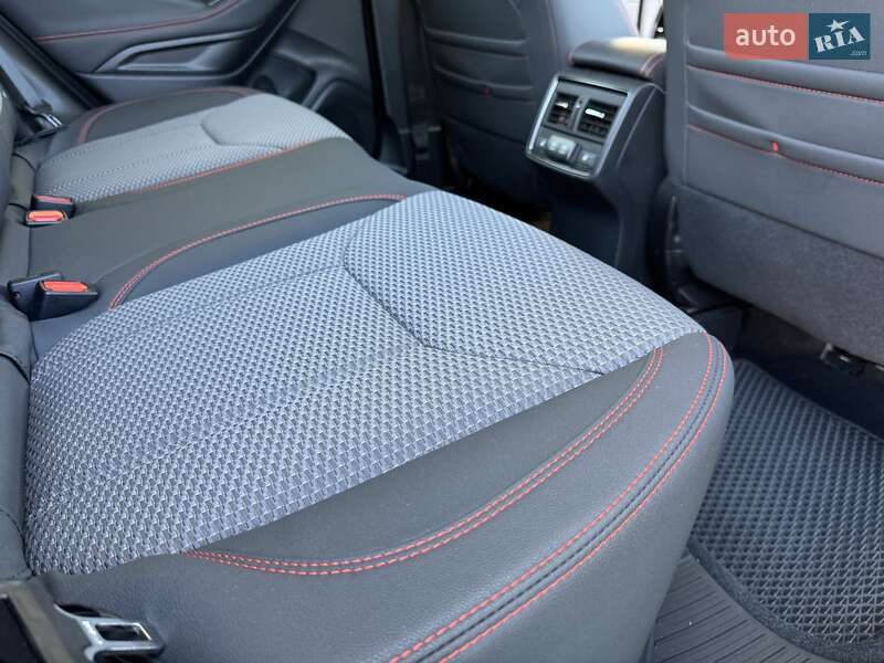 Позашляховик / Кросовер Subaru Forester 2023 в Києві